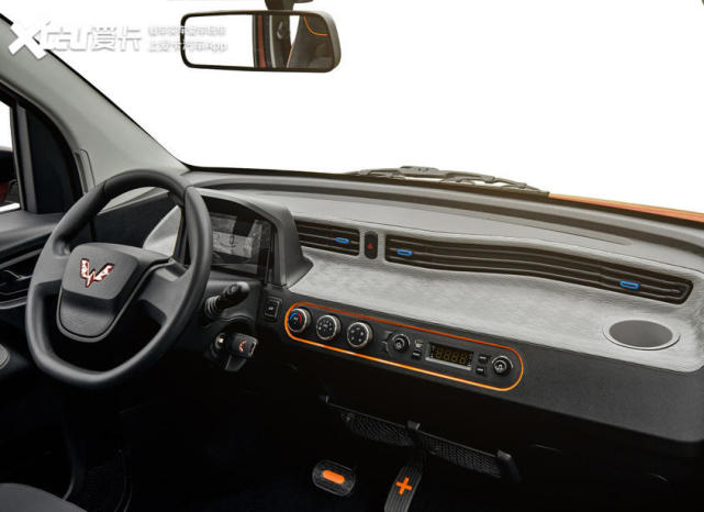 五菱宏光MINI EV 中國版電動K-Car，智能語音機器人賦能城市出行新體驗